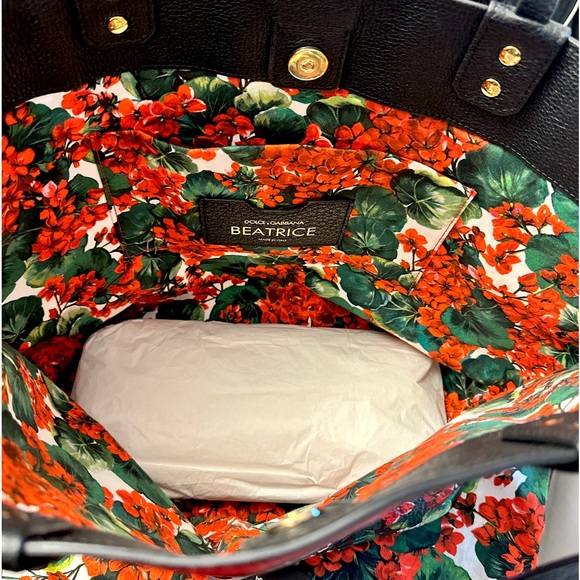 Dolce & Gabbana Beatrice Tote - Limited Edition NWT 🤩🥳👛 - Picture 2 of 3